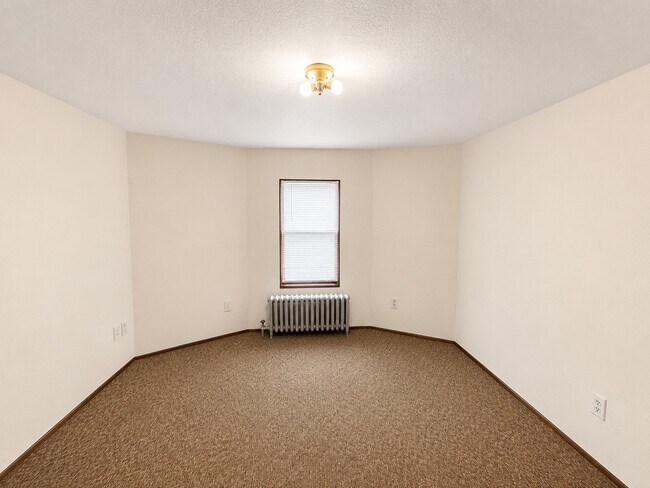 Foto del edificio - 219 Odell Ave