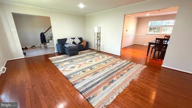 Foto del edificio - 639 Heather Ln