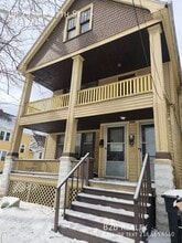 Building Photo - 2954 E 67th St