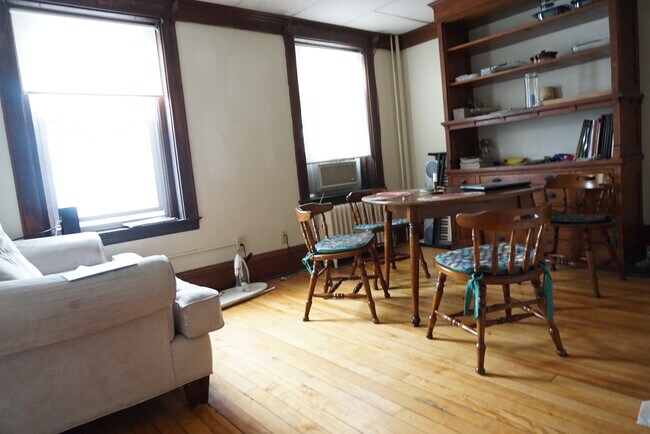 Building Photo - 228 South St