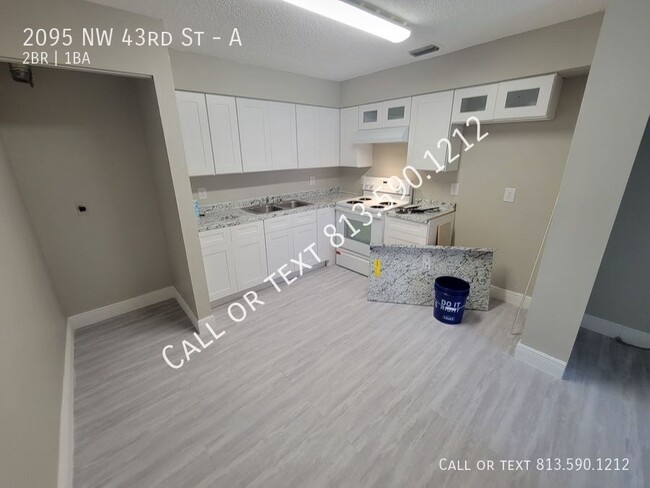 Building Photo - Completely Renovated Ocala Apartment