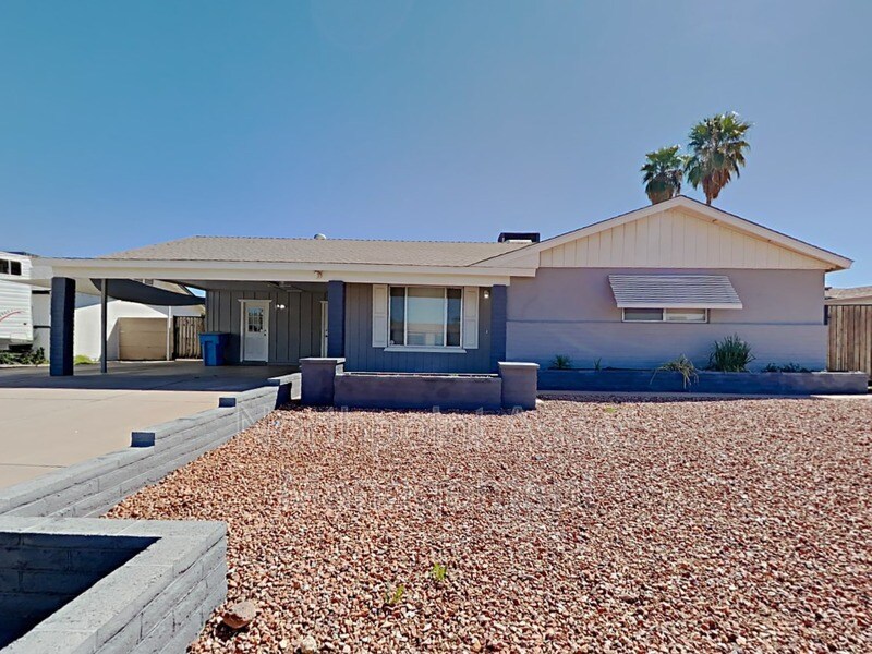 Primary Photo - 11823 N 49th Dr