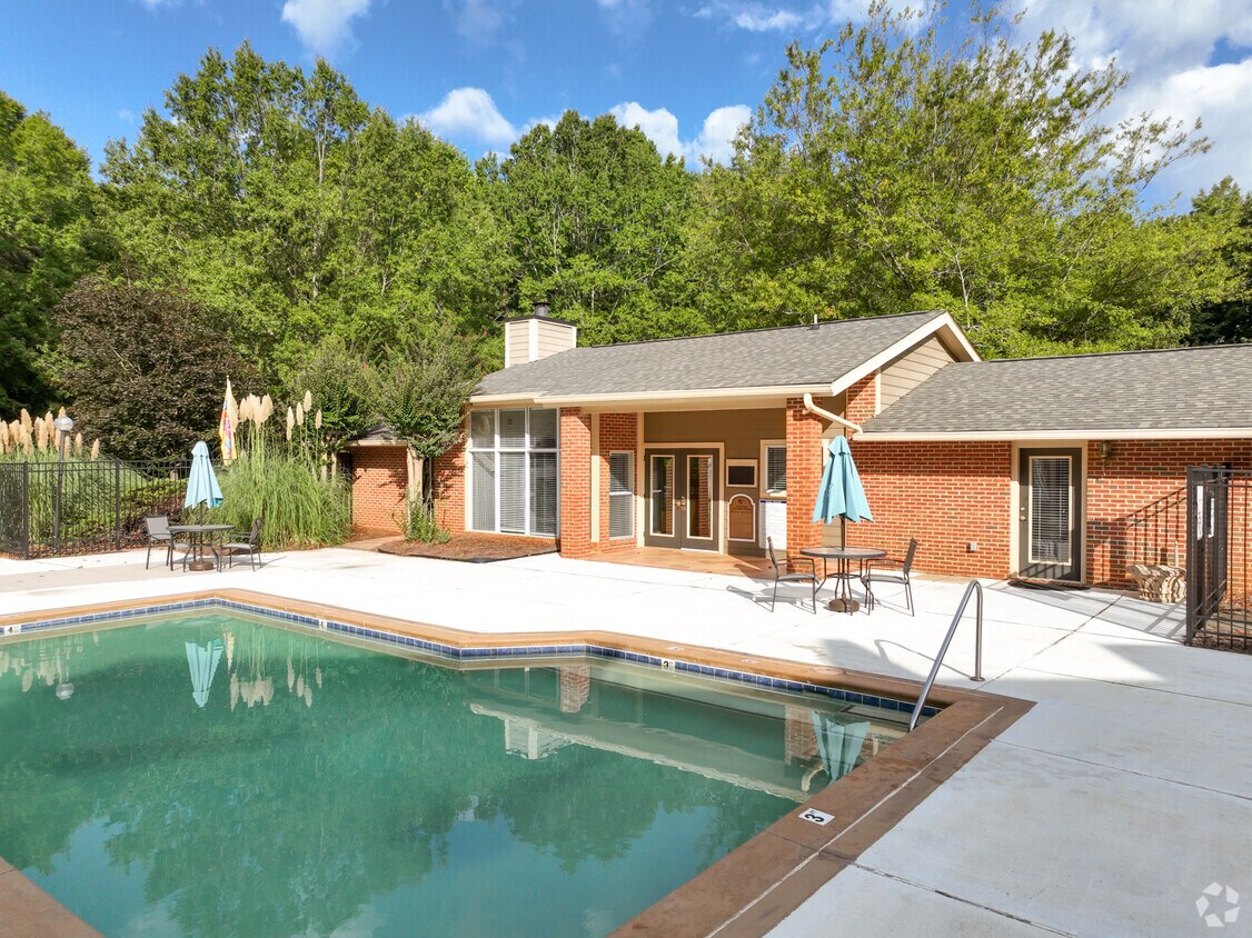 Beechwood Apartments in Greensboro, NC