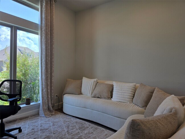 Foto del edificio - 10022 Starry Night Ln