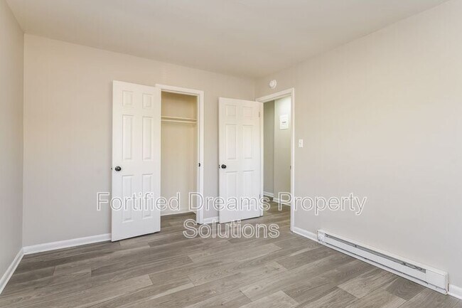 Foto del edificio - 904 Lowdermilk St