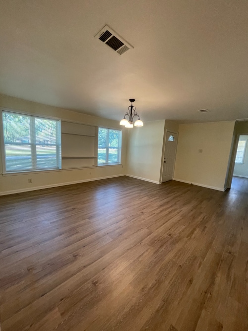 Foto del edificio - 824 N Anita Ave