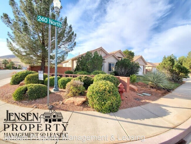 Foto del edificio - 3 br, 2 bath House - 2607 West 240 North