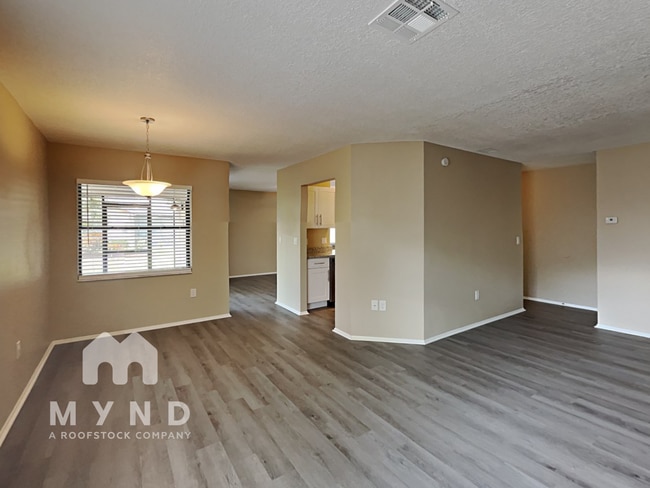 Building Photo - 13411 Shadberry Ln