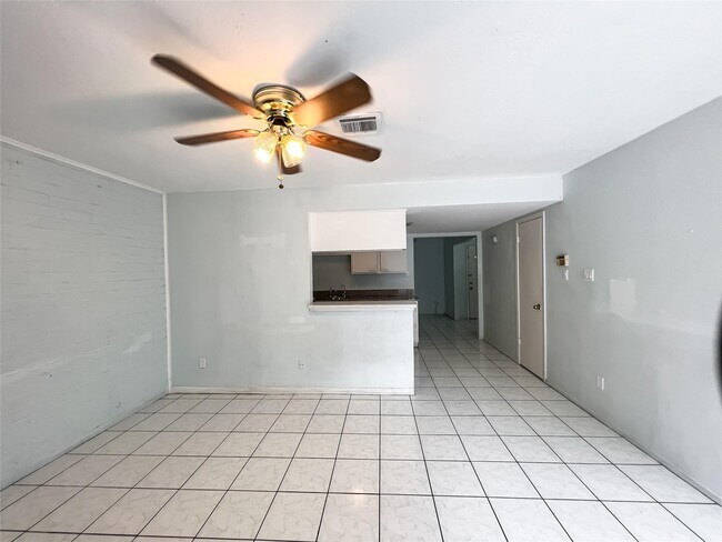 Foto del edificio - 7247 Cook Rd