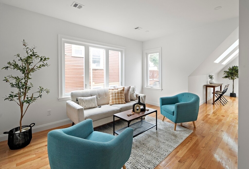 Foto principal - 24 Montrose St