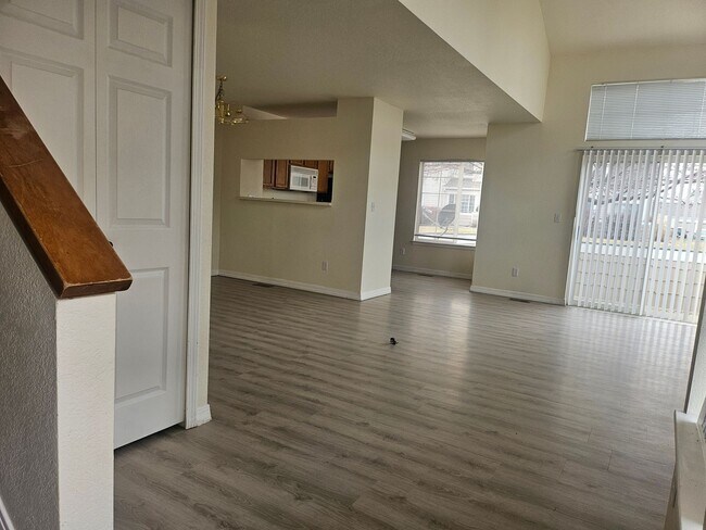 Foto del edificio - Corner Unit Townhome in Fort Collins!