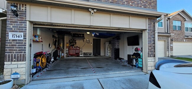 Building Photo - 17143 Wilthorne Colony Ct