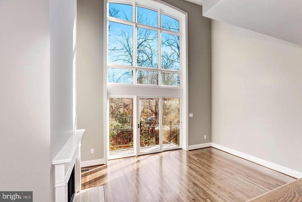 Foto principal - 3956 Georgetown Ct NW