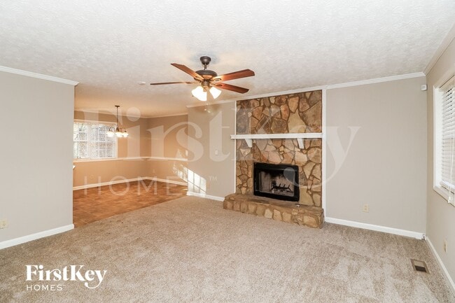 Building Photo - 2739 Hawk Trace NE