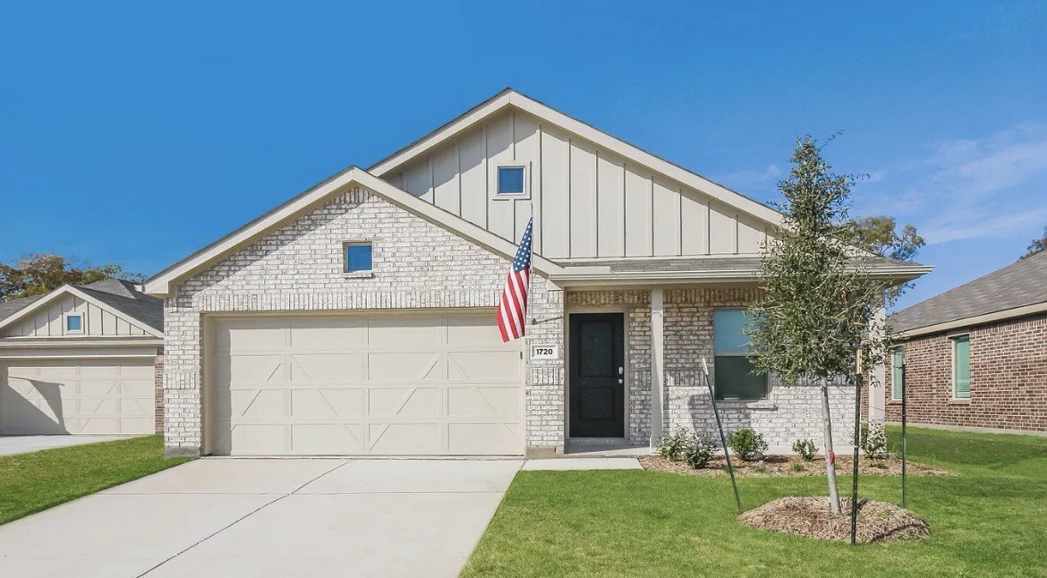 MOVE IN READY - MOVE IN READY