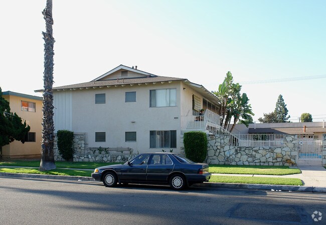 Building Photo - Casa Grande