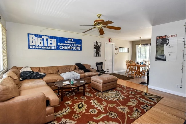 Living Room - 2611 N Kinser Pike