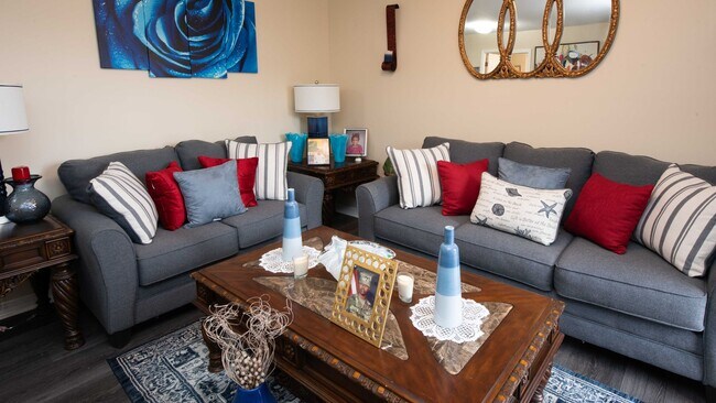 Building Photo - Magnolia Manor Apartment Homes