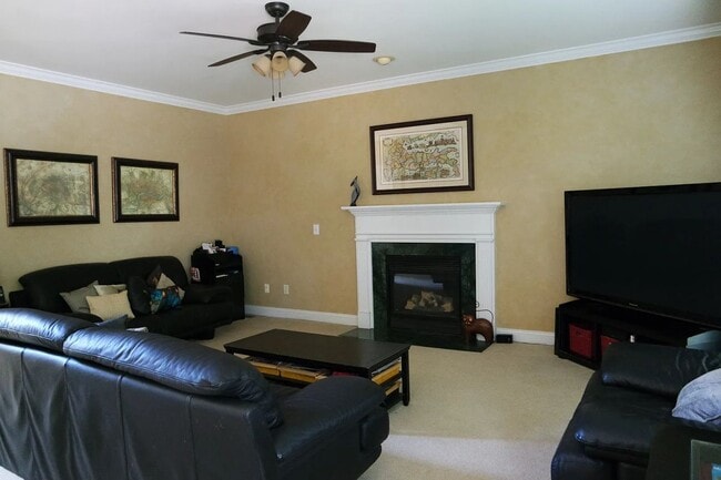 Building Photo - 4931 Whitmore Pond Ln