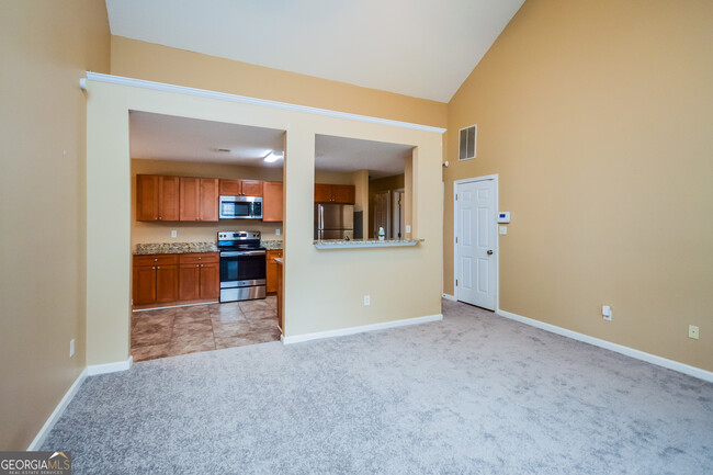 Foto del edificio - 7206 Ravenwood Ln