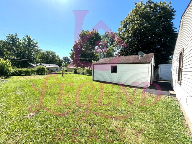 Building Photo - Updated 3-Bedroom Home with Garage & Spacious Yard
