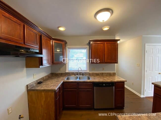 Building Photo - 3660 Philsdale Ave