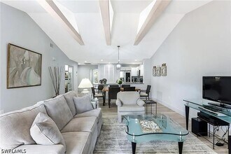 Building Photo - 5635 Turtle Bay Dr