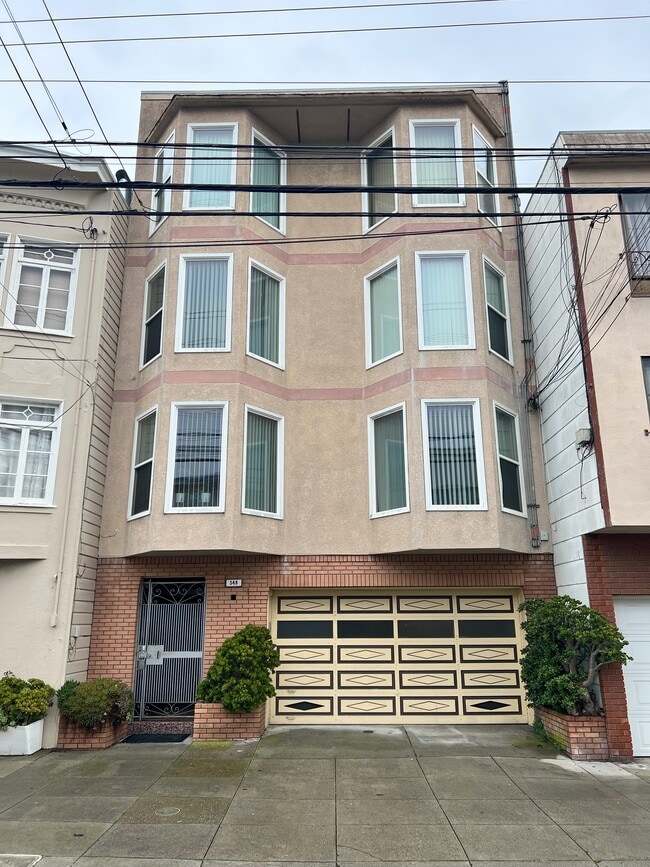 Building Photo - 548 26th Ave