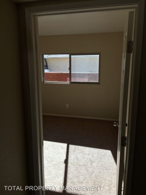 Foto del edificio - 2225 Belmont St