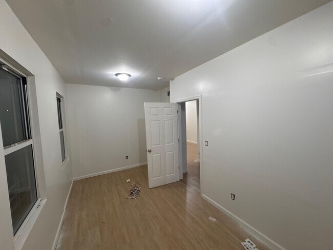 Foto del edificio - 60 S 12th St