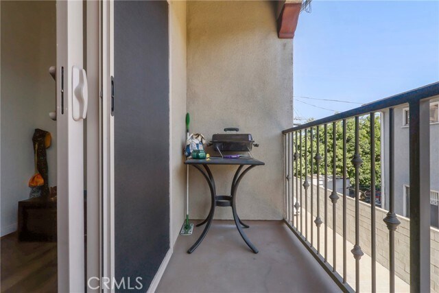 Foto del edificio - 1611 W 208th St