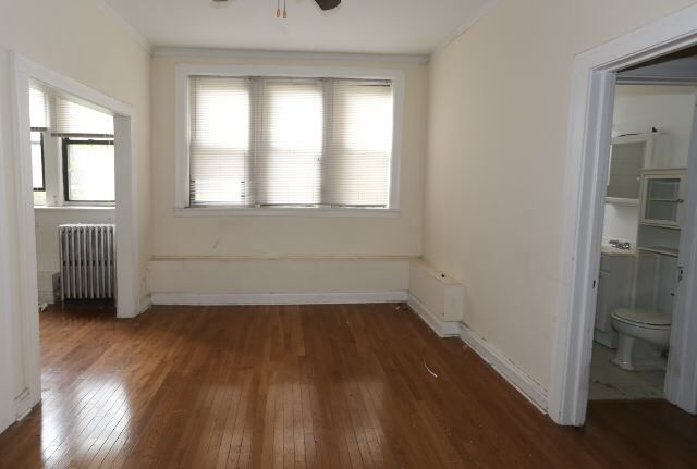 Building Photo - 4646 N Paulina St