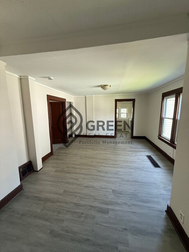 Foto del edificio - 229 S Sibley Ave