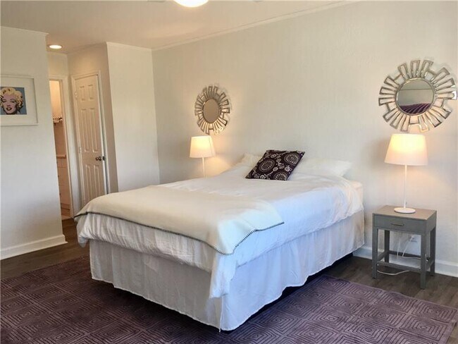 Foto del edificio - 619 Orton Ave