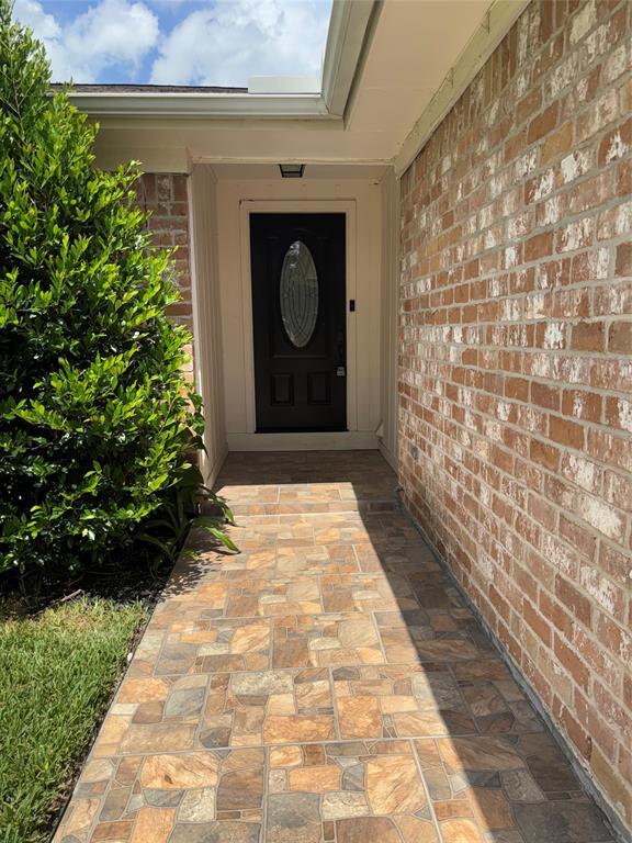 Foto del edificio - 15815 Whipple Tree Dr