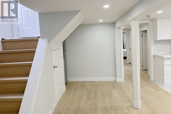 Building Photo - 332 Taylor Mills Dr S