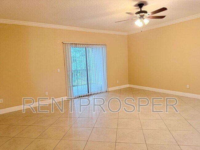 Building Photo - 3717 S Lake Orlando Pkwy