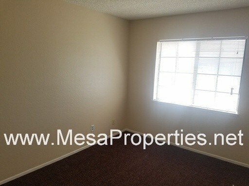 Building Photo - 3 Bedroom, 2 Bathroom Home in Victorville!