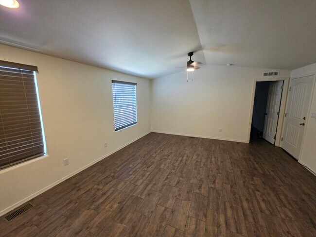 Foto del edificio - 3 Bedroom Mobile Home In Bullhead City