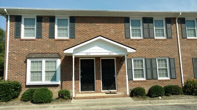 Building Photo - 2617 Berma Ct