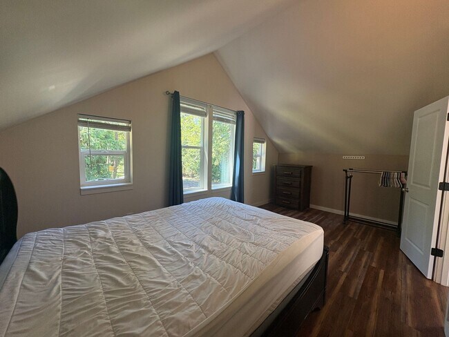 Foto del edificio - 8729 SE View Park Rd