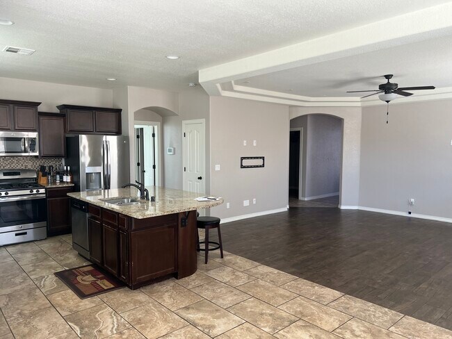 Building Photo - 1409 Kimsha Dr
