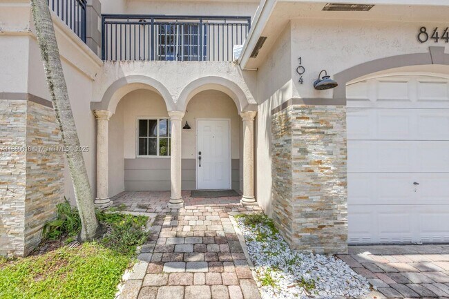 Foto del edificio - 8441 SW 124th Ave.