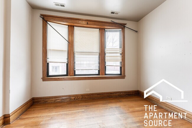 Building Photo - 2804 N Francisco Ave