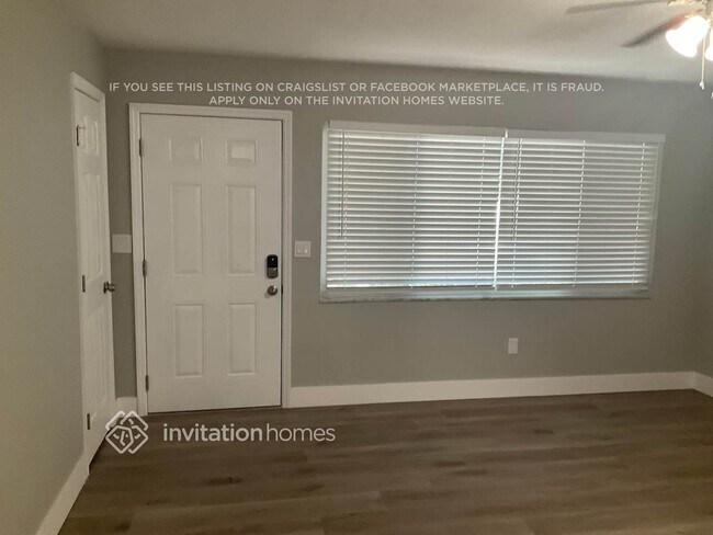 Foto del edificio - 310 93rd Ave N