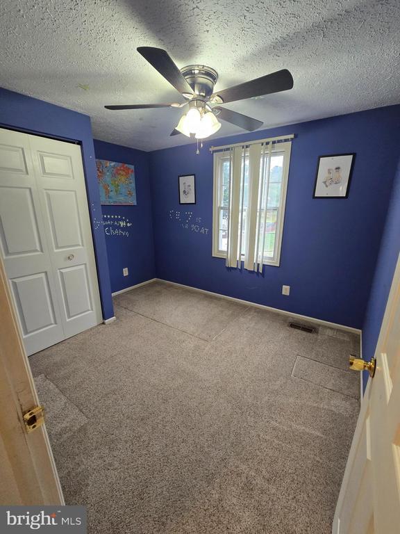 Building Photo - 9503 Hallhurst Rd