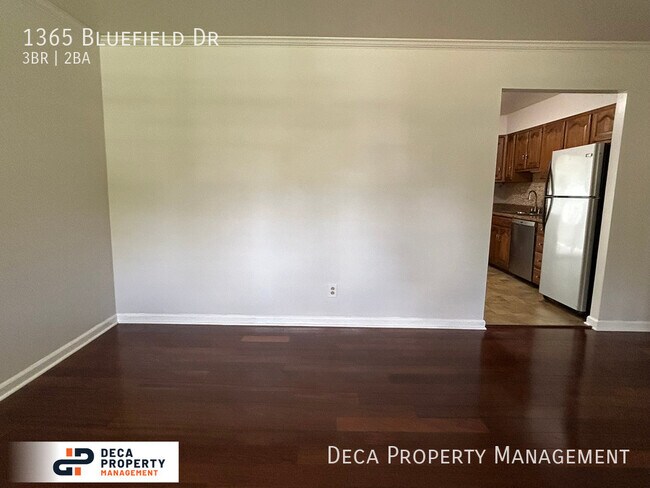 Foto del edificio - 1365 Bluefield Dr