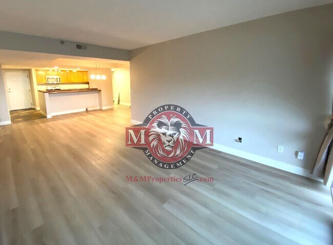 Foto del edificio - 2 Bed 2 Bath Condo in Bench Tower Condomin...
