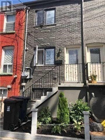 Photo principale - 92 Mitchell Ave