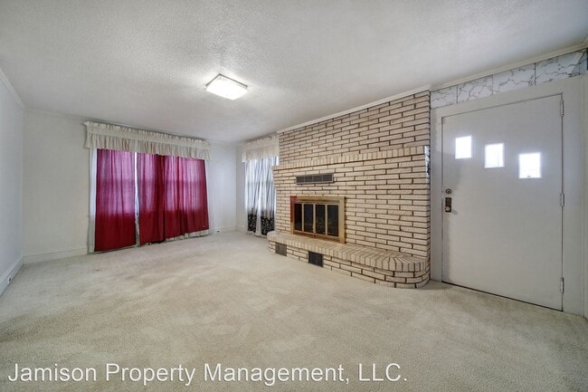 Building Photo - 2 br, 1.5 bath House - 726 Orphanage Rd